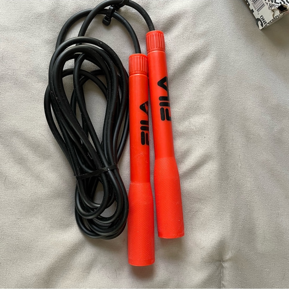 Resistance Bands & Jump Rope - Picture 3 of 9